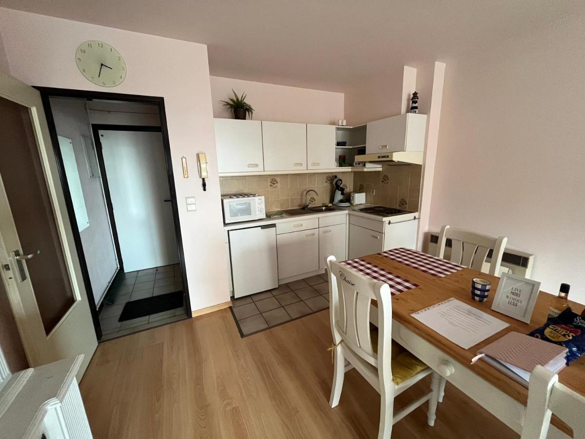 Frontaal Zeezicht In Appartement De Strandjutter Oostende Exterior foto